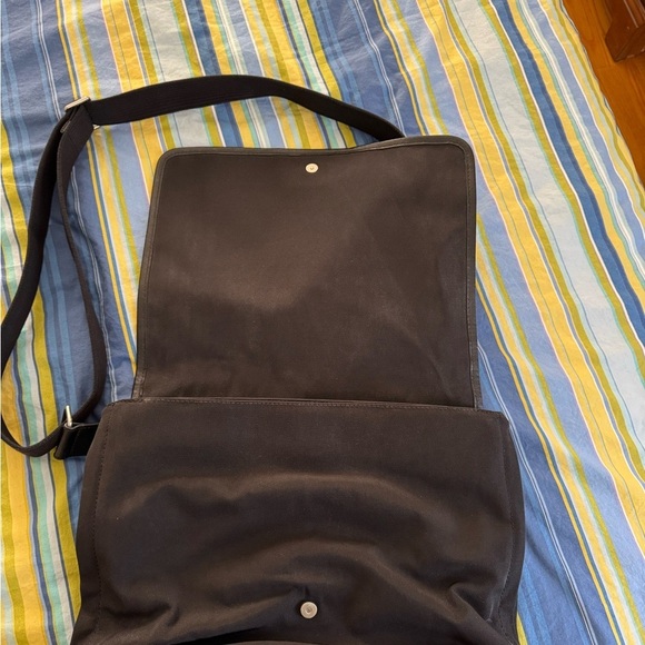 Skagen Black Messenger Bag - Picture 3 of 15